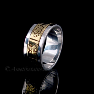 BA217 Bague Tibétaine en Argent Massif Laiton avec Astamangala – Image 2
