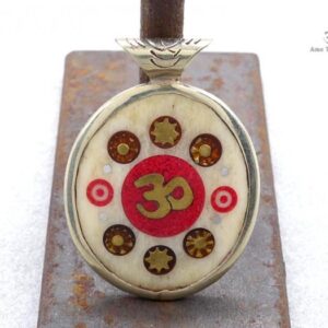PD88 Pendentif Yeux de Bouddha Om Yin Yang – Image 1