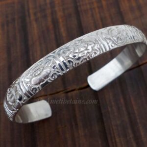 BRA72. Bracelet Tibétain Argent Massif Rhodié Signes Auspicieux – Image 1